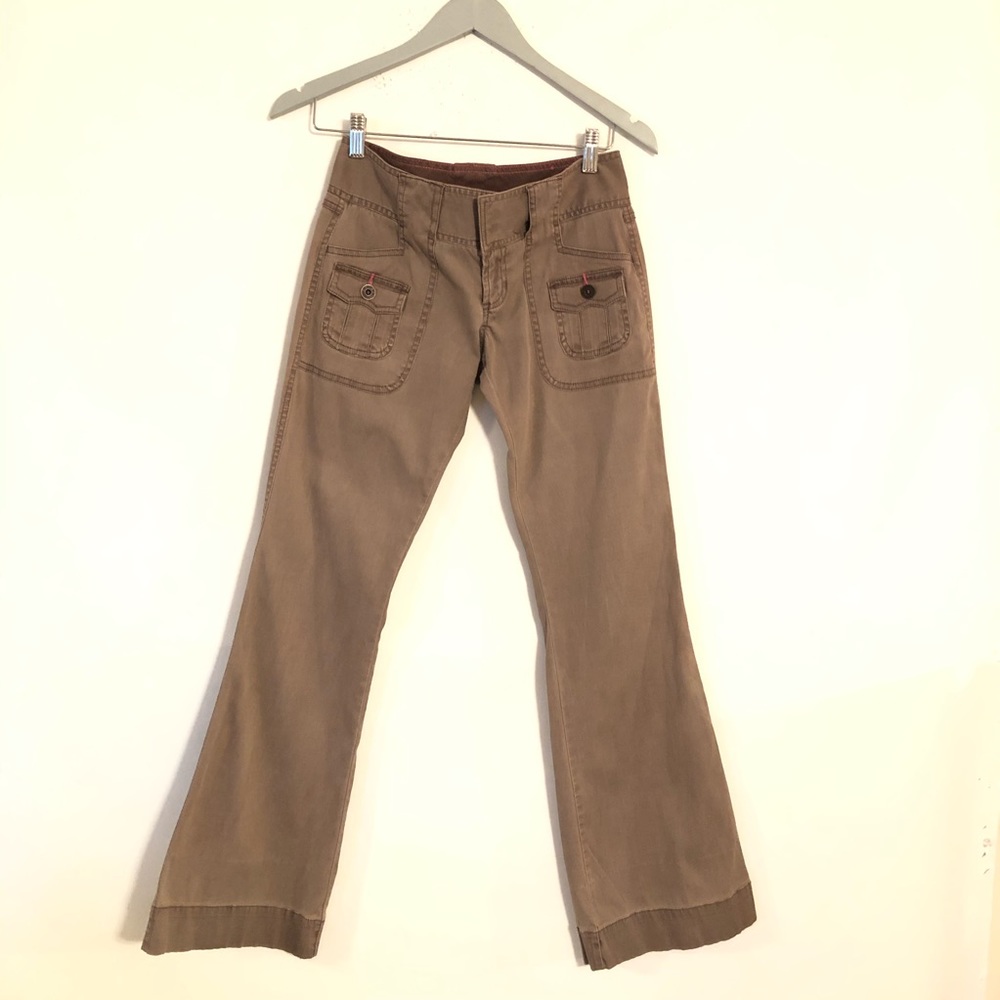 It’s In Your Genes Women’s Tan Jeans Size 1